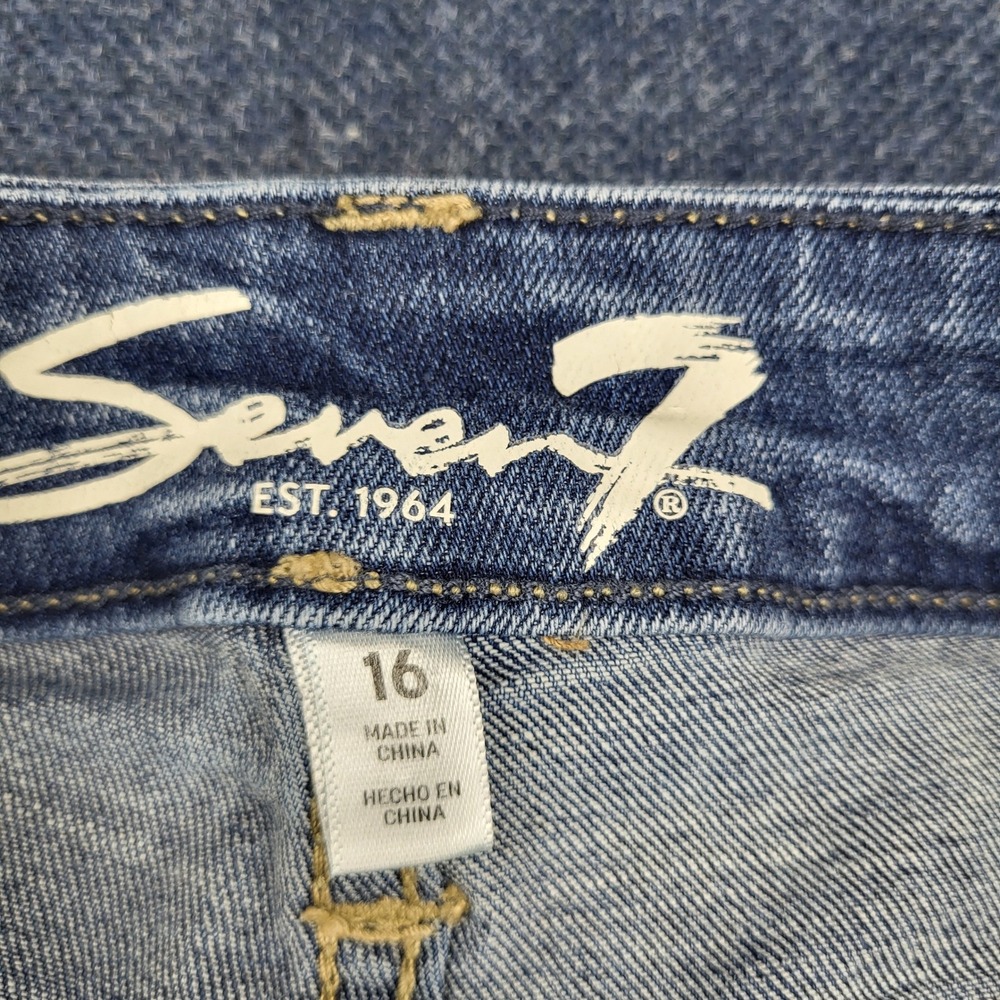 Seven7 Womens Relaxed Bermuda Distressed Denim Shorts Med Wash Blue Sz 16 Cutoff - Picture 6 of 11